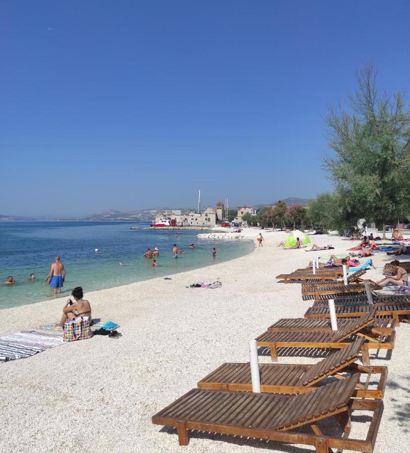 Issa Holiday Home - 3 Min Walk To Beach Kaštela 외부 사진